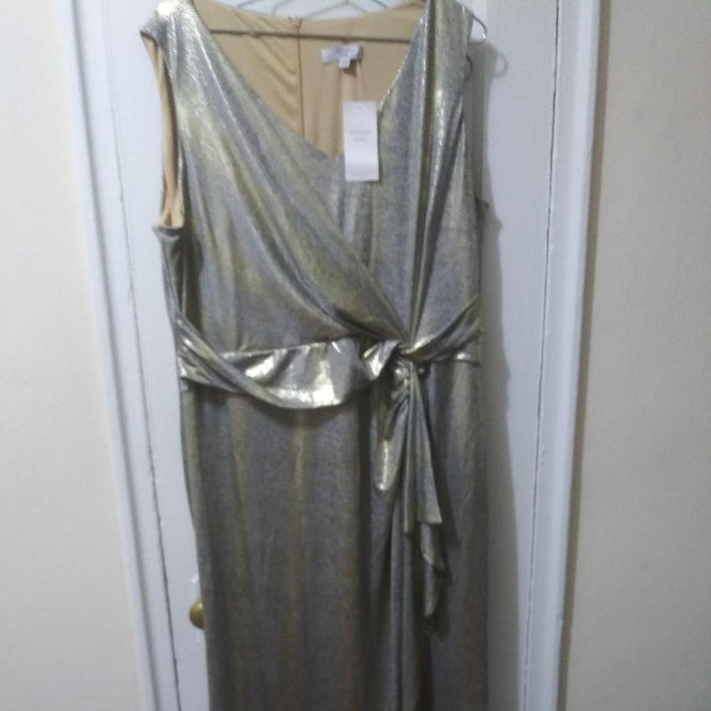 If you can't win an Oscar why not look like one! Elegant Gold wrap evening dress